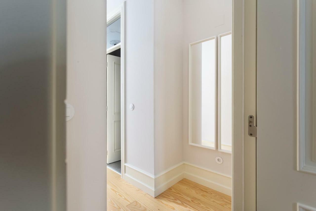 Joivy Wonderful 2Br Flat In The City Centre Lissabon Exterior foto
